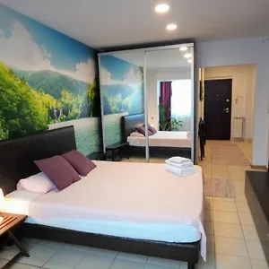 Cozy Downtown Oasis Βουκουρέστι
